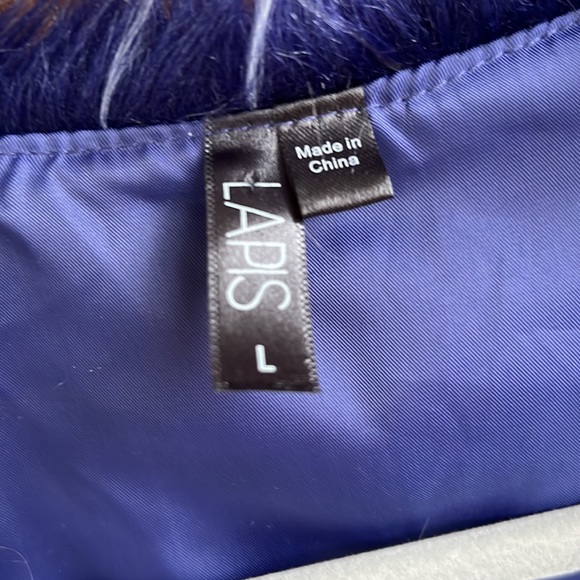 Lapis Faux Fur Vest With Crossbody bag GWP - Picture 3 of 8